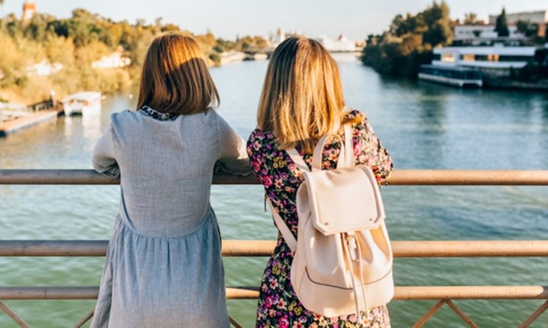 Elite Daily – When one person is more in love than the other here’s what happens