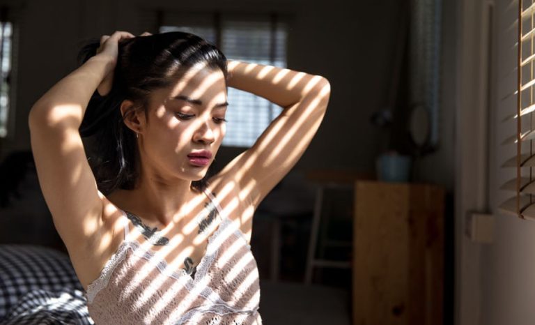 Elite Daily – Here’s How To Sleep Through The Night With Anxiety Using These 11 Expert Tips