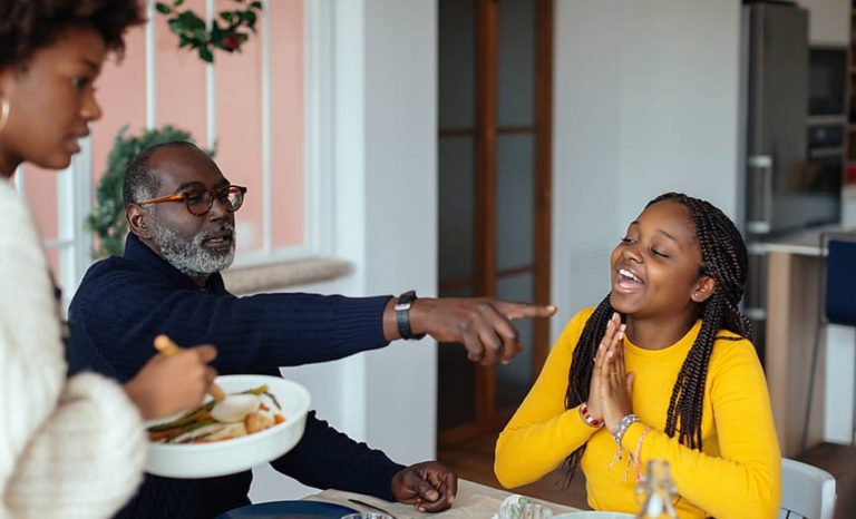 Elite Daily – How To Get Along With Family During The Holidays, Because It IS Possible, According To Experts